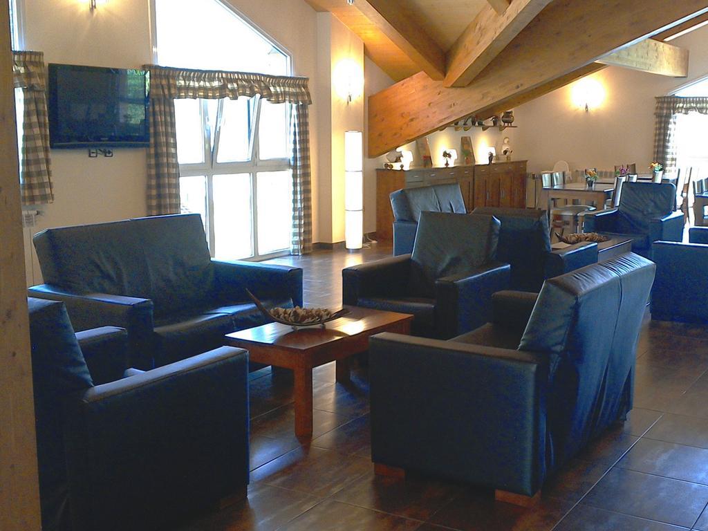 Aparthotel Rialb Ел Серат Екстериор снимка